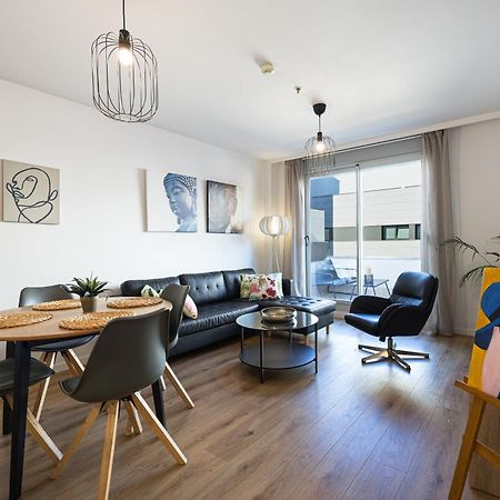 Apartamento Rivascenter Bagian luar foto