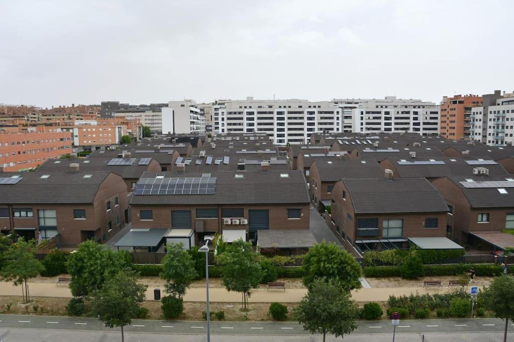 Apartamento Rivascenter Bagian luar foto