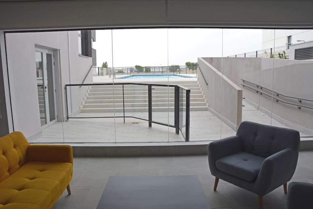 Apartamento Rivascenter Bagian luar foto